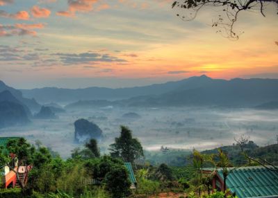 Helen Dillingham Cycling on the  tour with redspokes